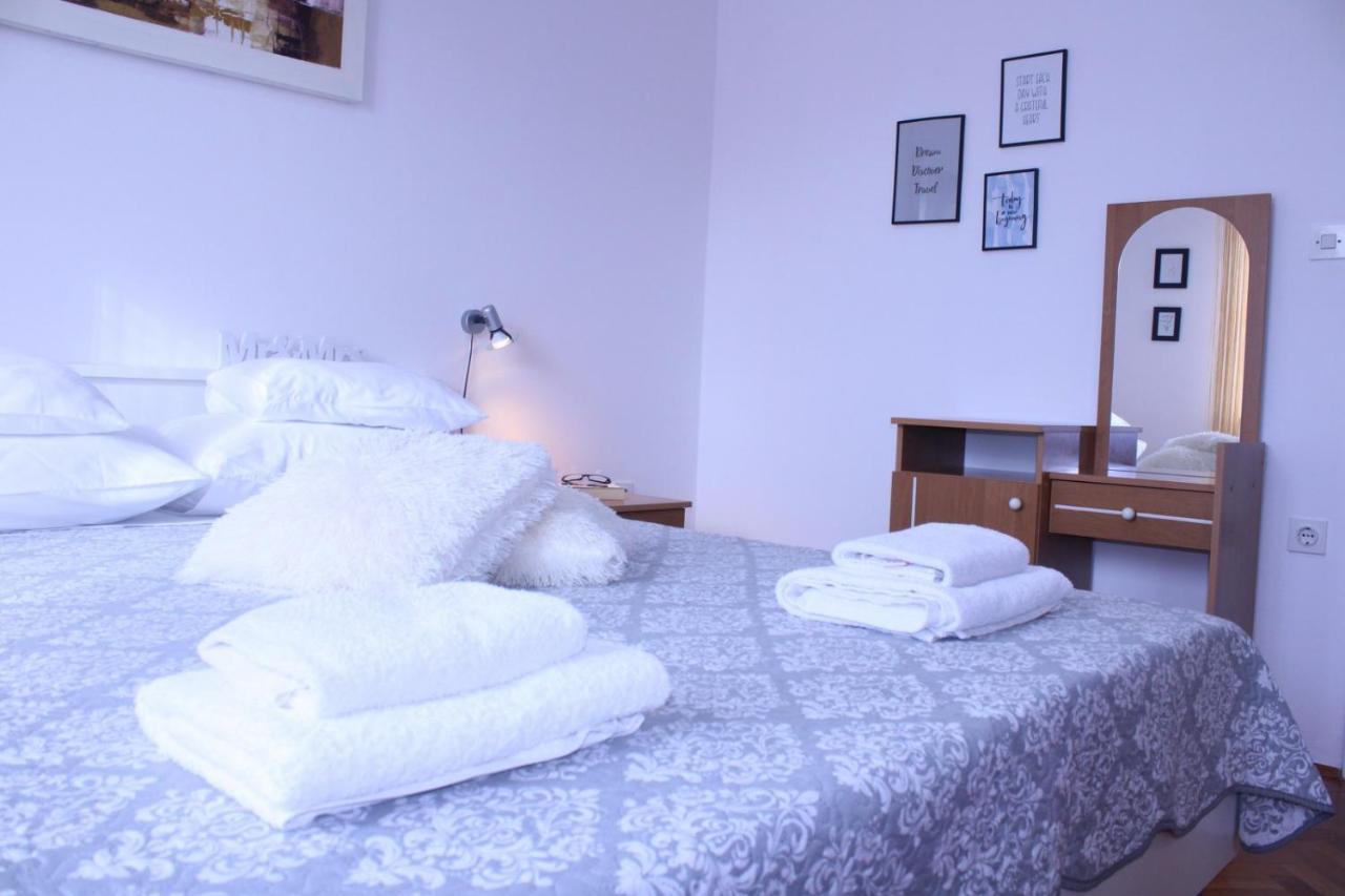 Lily'S Lovely Apartments Фажана Экстерьер фото