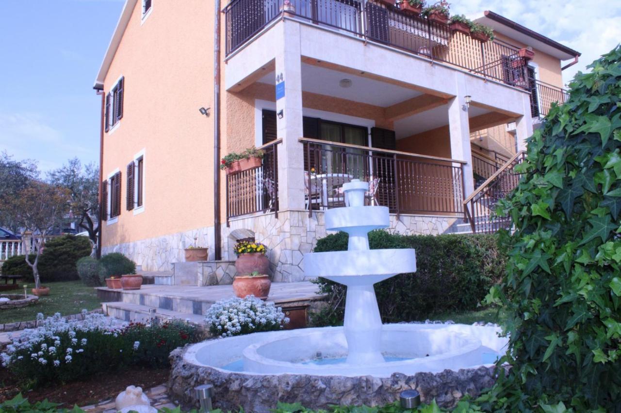 Lily'S Lovely Apartments Фажана Экстерьер фото