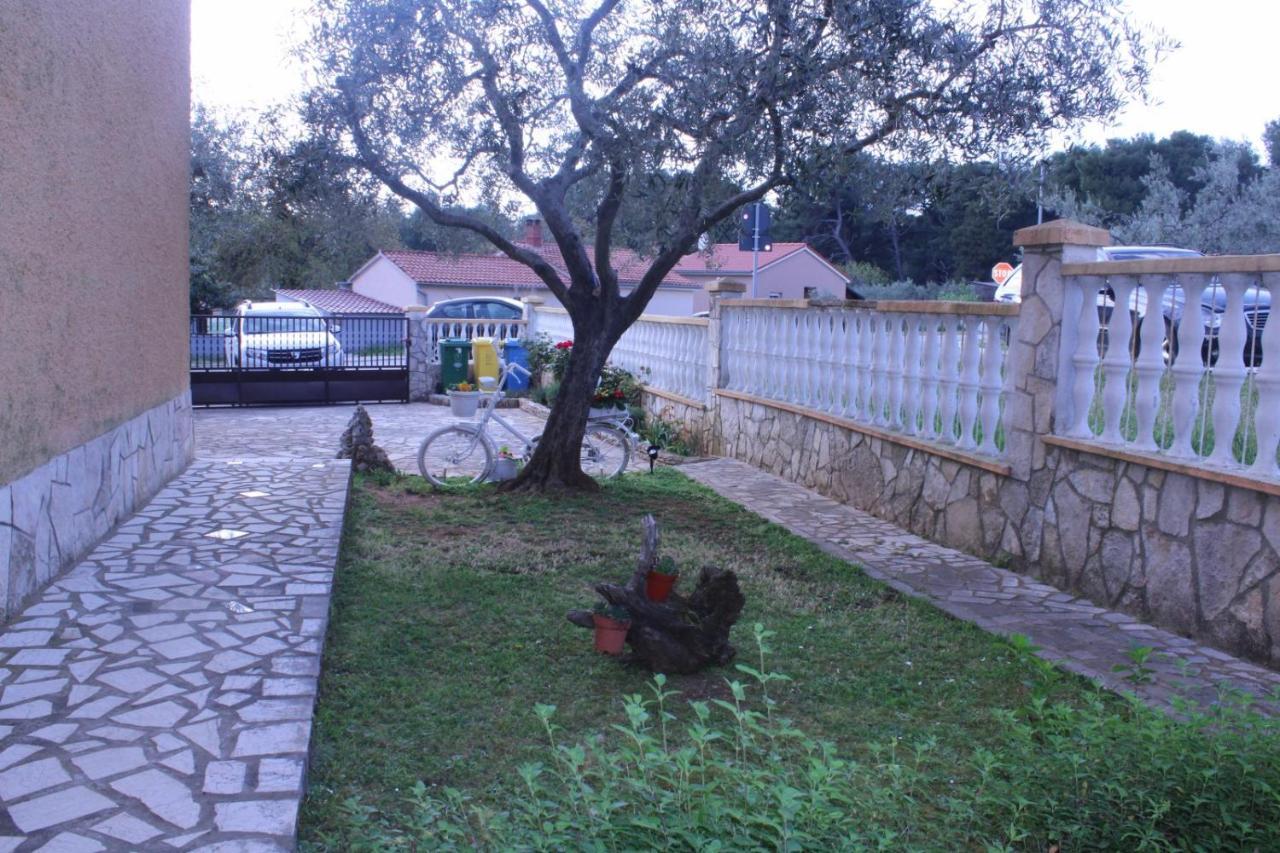 Lily'S Lovely Apartments Фажана Экстерьер фото