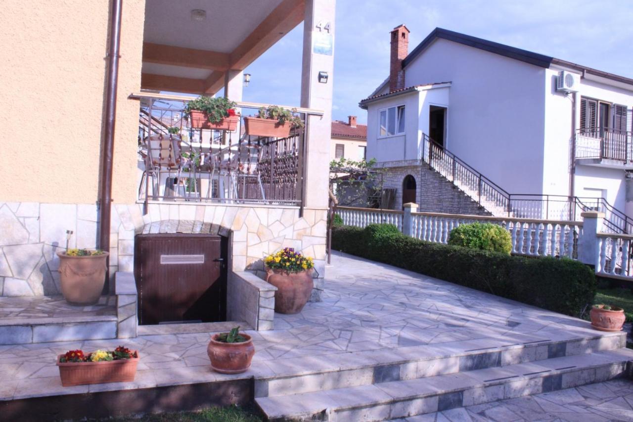 Lily'S Lovely Apartments Фажана Экстерьер фото